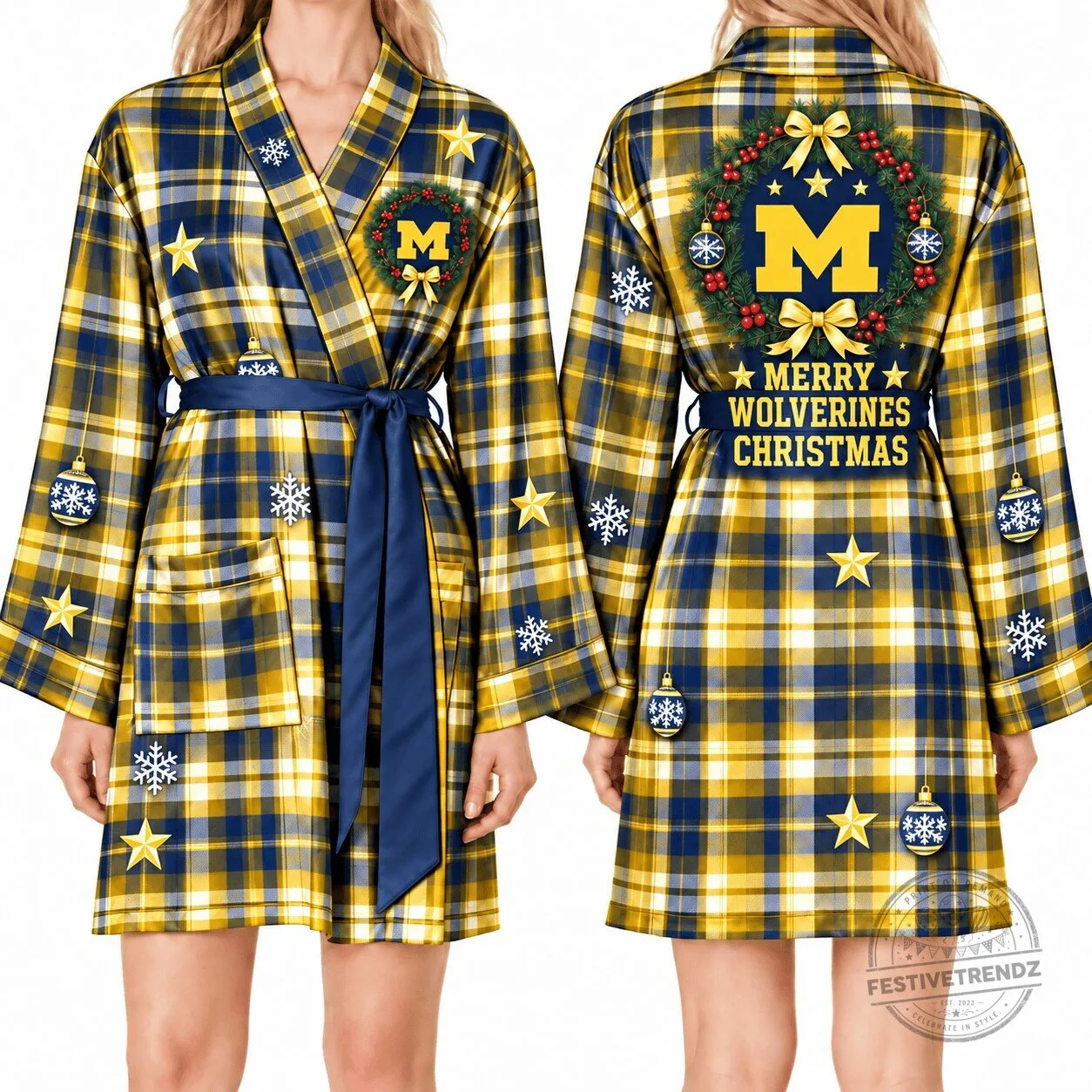 Michigan Wolverines Merry Christmas Plaid Satin Robe